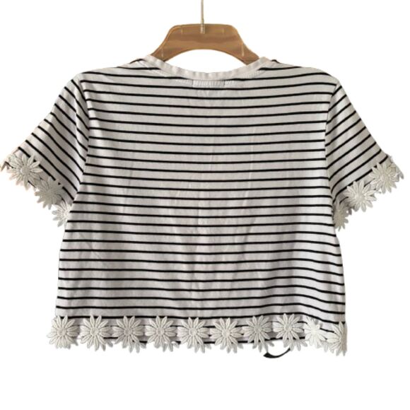 Forever 21 Y2K Cottage Core Blk/White Stripe Daisy Applique Cotton Crop Top L #A - Picture 2 of 4
